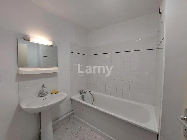Location Appartement Rue des Combes, Sisteron