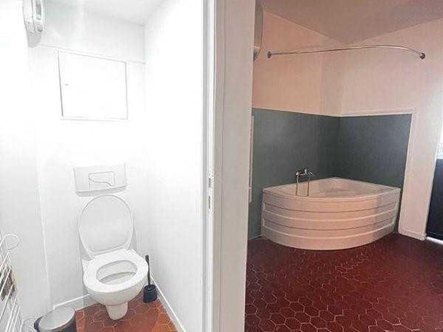 Location Appartement Rue des Cordelles, Marseille
