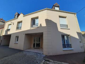 Location Appartement Rue des Deux Frères Laporte, Épône