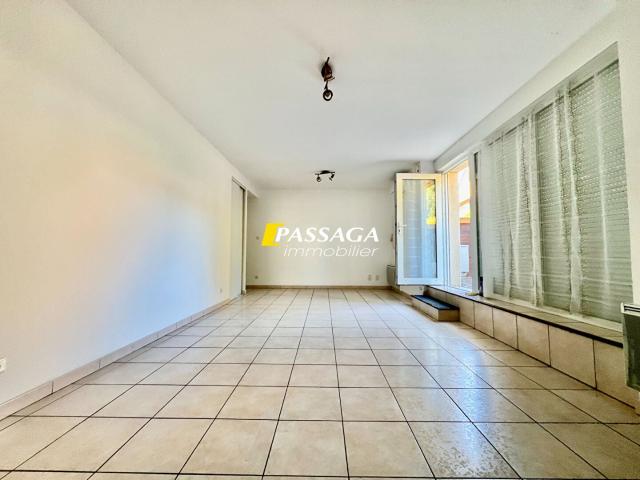 Location Appartement Rue des Douves, Sévérac d'Aveyron