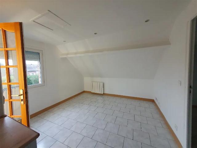 Location Appartement Rue des Écoles, Wargnies le Grand