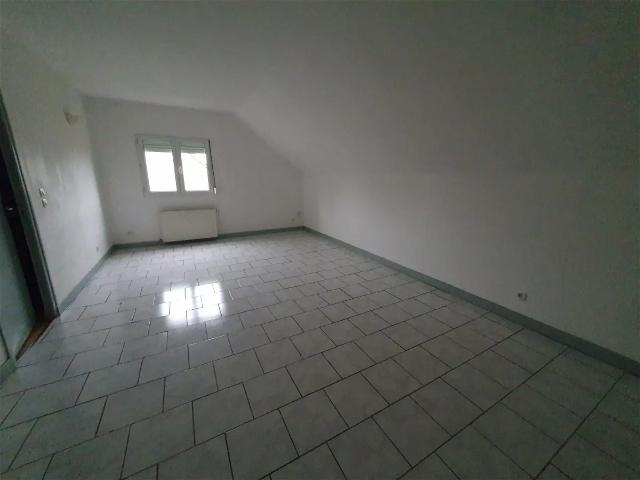 Location Appartement Rue des Écoles, Wargnies le Grand