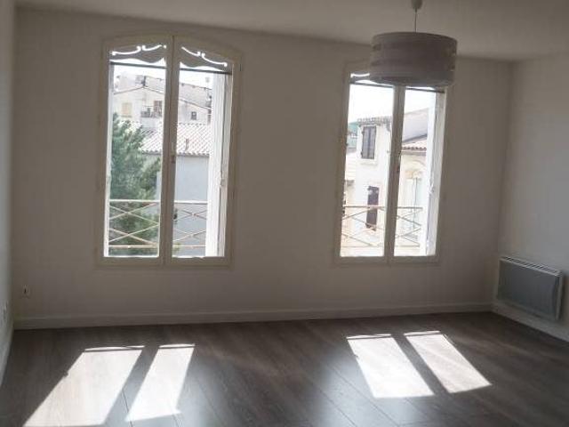 Location Appartement Rue des Endronnes, Draguignan