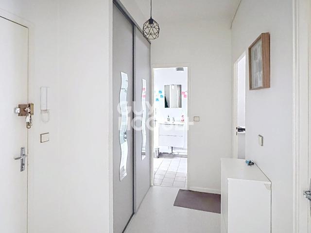 Location Appartement Rue des Éparges, Reims