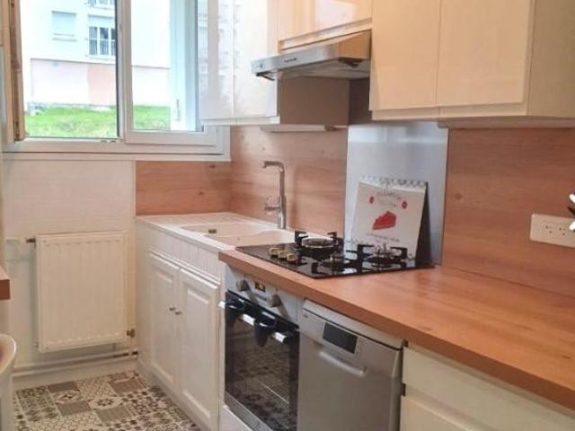 Location Appartement Rue des Érables, Saint Jean de la Ruelle