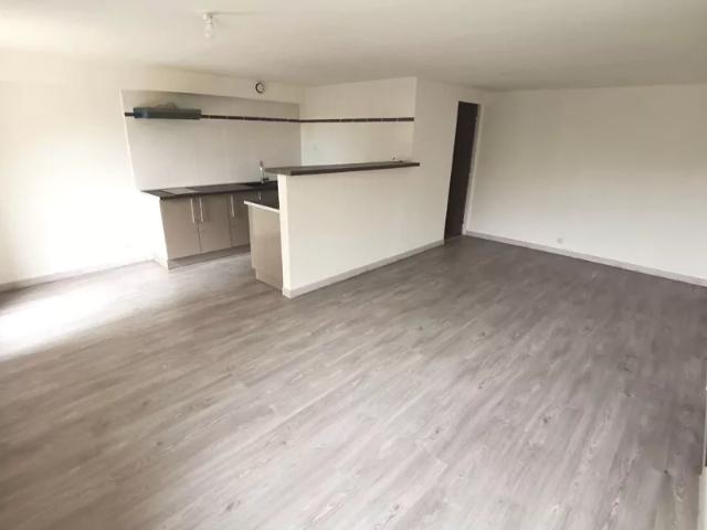 Location Appartement Rue des Faïsses, Castries
