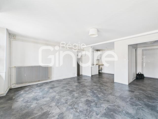 Location Appartement Rue des Farges, Lyon