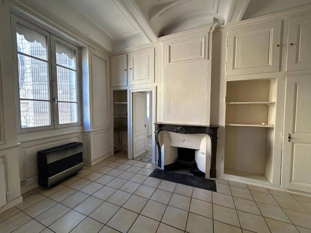 Location Appartement Rue des Farges, Lyon