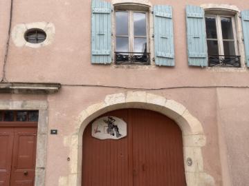 Location Appartement Rue des Fontaines, Rochemaure