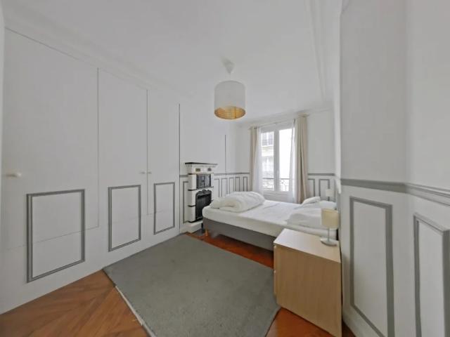 Location Appartement Rue des Frères Morane, Paris