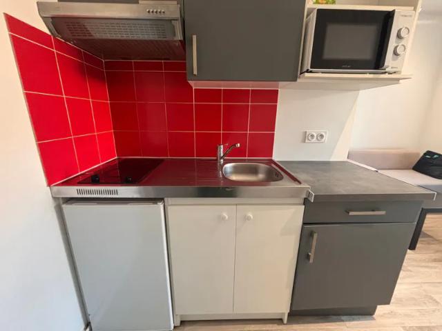 Location Appartement Rue des Frères Peyronnet, Périgueux