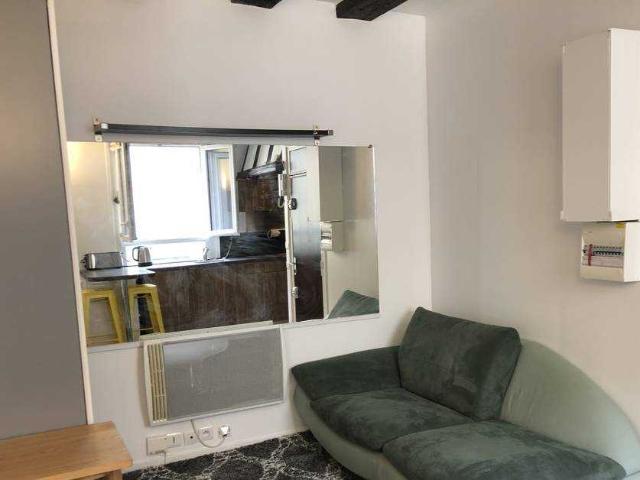 Location Appartement Rue des Gobelins, Paris