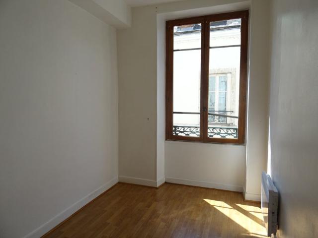 Location Appartement Rue des Grands Champs, Orléans