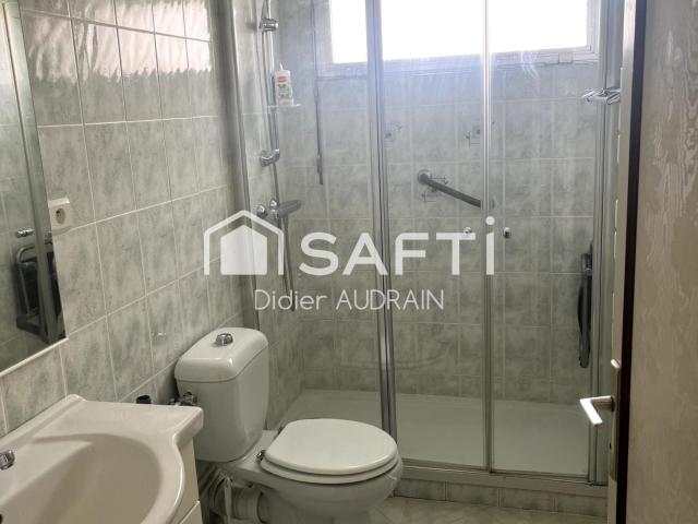 Location Appartement Rue des Grands Prés, Montluçon