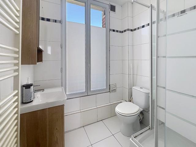 Location Appartement Rue des Groseilliers, Montreuil