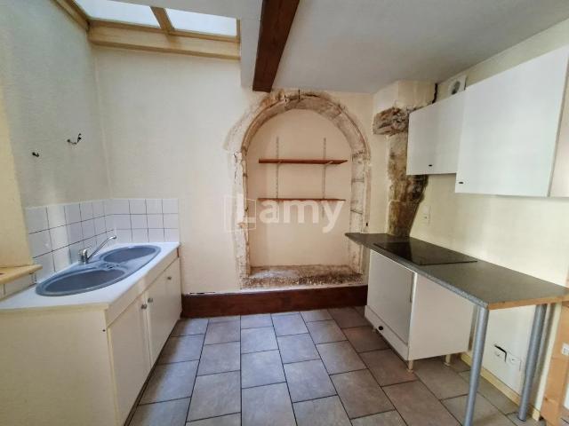 Location Appartement Rue des Halles, Montbéliard