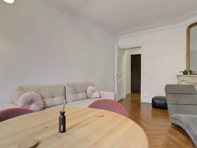 Location Appartement Rue des Halles, Paris