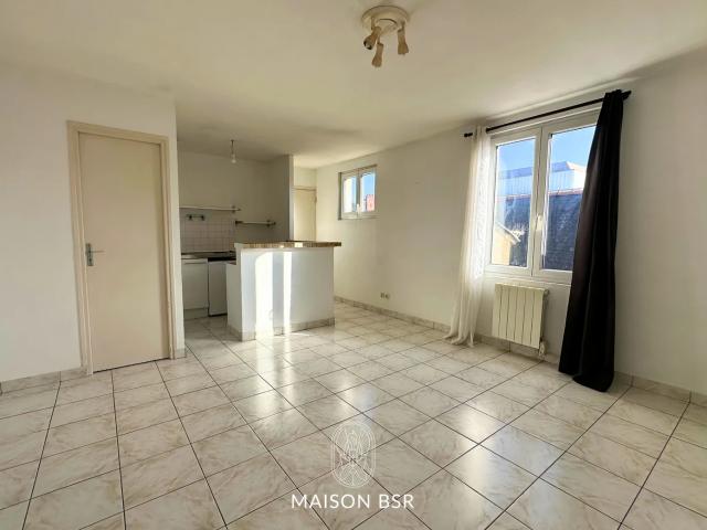 Location Appartement Rue des Hauts Pavés, Nantes