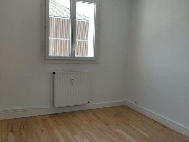 Location Appartement Rue des Hirondelles, Moulins