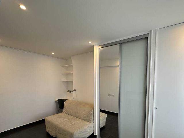 Location Appartement Rue des Innocents, Paris