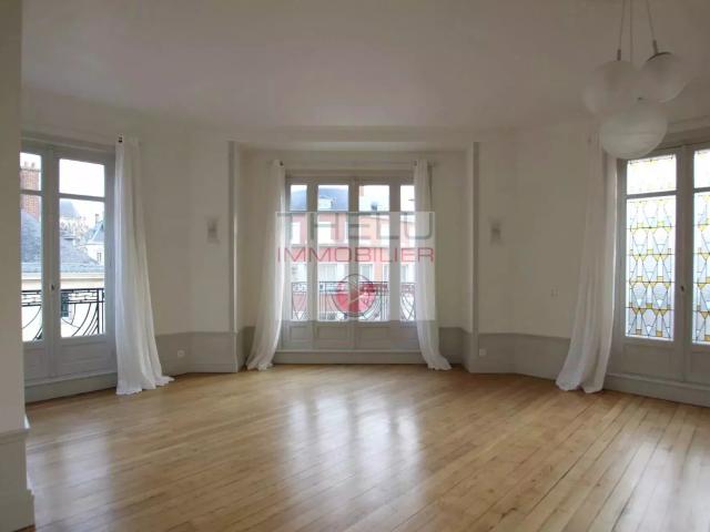 Location Appartement Rue des Jacobins, Amiens