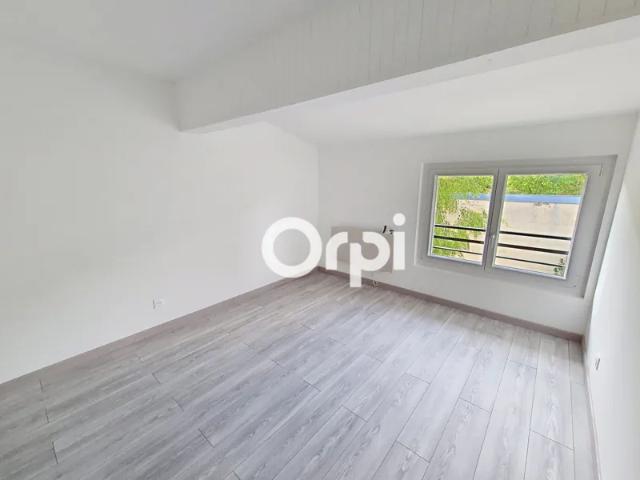 Location Appartement Rue des Jardins Fleuris, Pompey