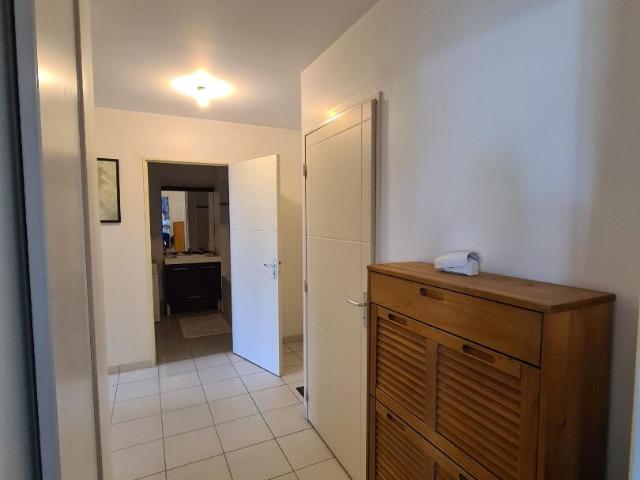 Location Appartement Rue des Lads, Bron