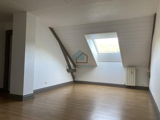 Location Appartement Rue des Lauriers, Pont de Roide Vermondans
