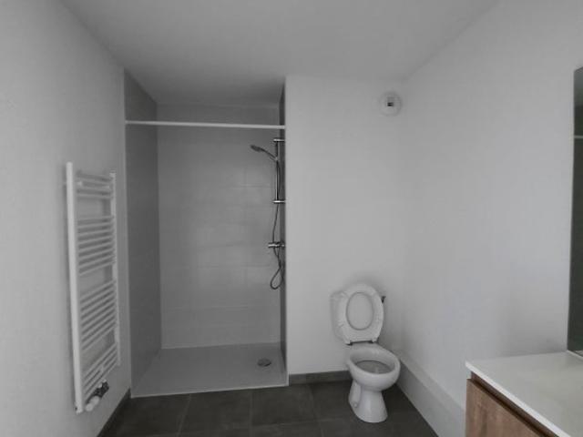Location Appartement Rue des Lisières, Bassens
