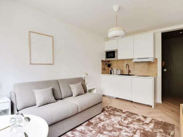 Location Appartement Rue des Pâtures, Paris
