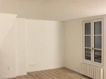 Location Appartement Rue des Petits Champs, Paris