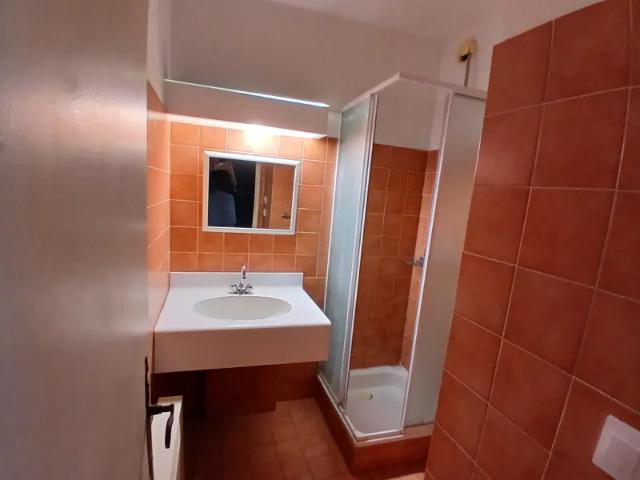 Location Appartement Rue des Petits Ponts, Mougins
