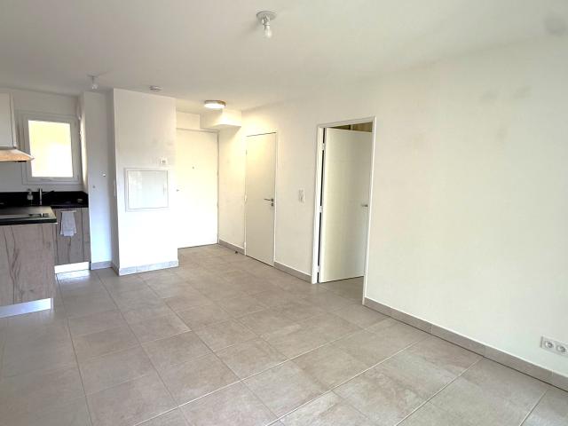 Location Appartement Rue des Plantiers, Manosque