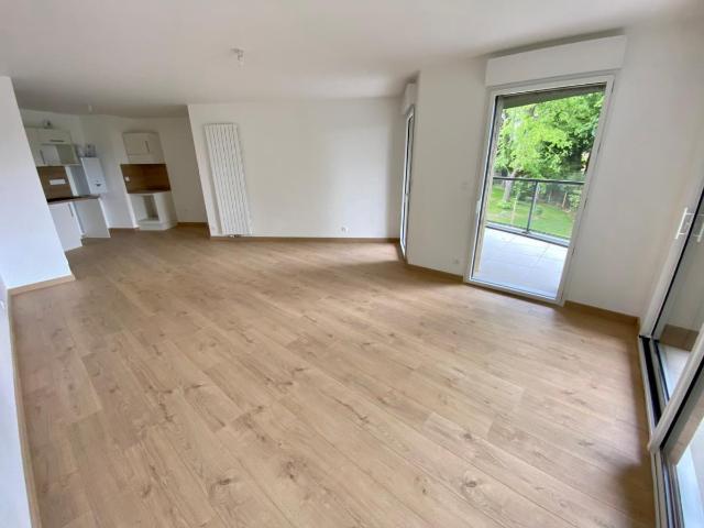 Location Appartement Rue des Planches, Bruz