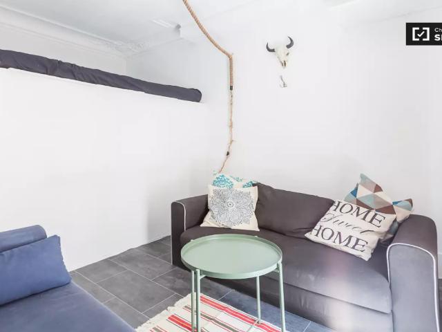 Location Appartement Rue des Poissonniers, Paris