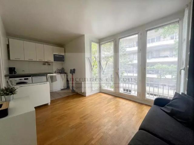 Location Appartement Rue des Pommiers, Vincennes