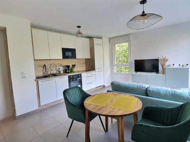 Location Appartement Rue des Prés du Four, Douvaine
