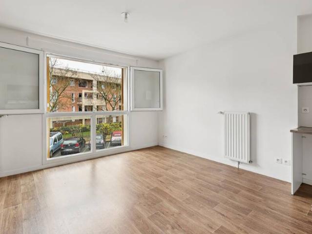 Location Appartement Rue des Prés Hauts, Châtenay Malabry
