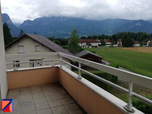Location Appartement Rue des Prés, Thyez