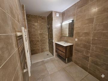 Location Appartement Rue des Pruniers, Villette d'Anthon