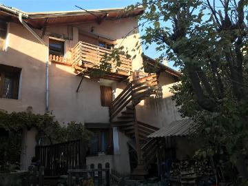 Location Appartement Rue des Quatre Traverses, Embrun