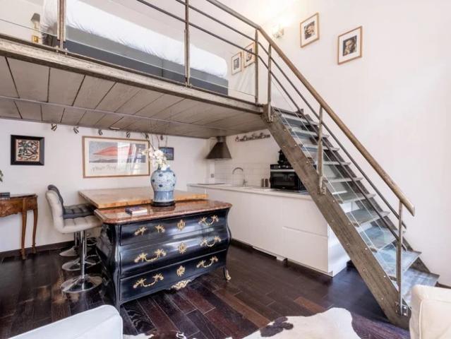 Location Appartement Rue des Quatre Vents, Paris
