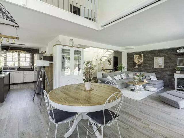 Location Appartement Rue Des Quilles, Chessy