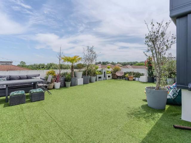 Location Appartement Rue Des Quilles, Chessy