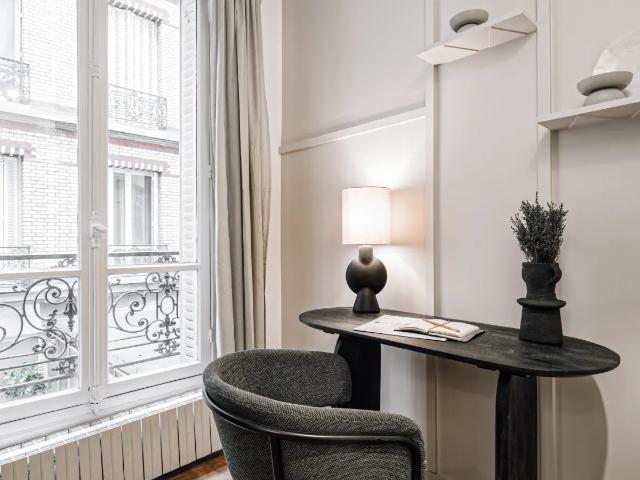 Location Appartement Rue des Renaudes, Paris