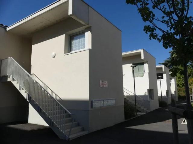 Location Appartement Rue des Reymonds, Dieulefit