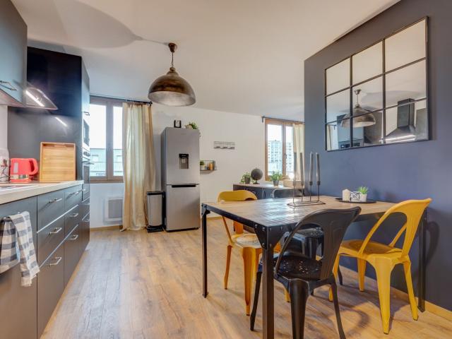 Location Appartement Rue des Roses, Lyon