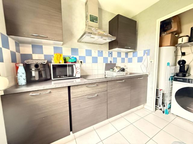 Location Appartement Rue Des Rouairies, Dinan