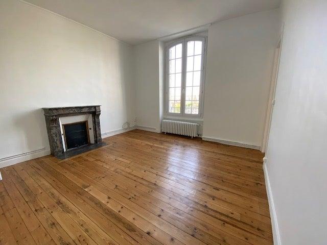 Location Appartement Rue des Rouairies, Dinan