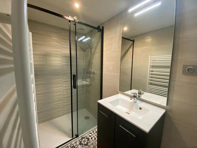 Location Appartement Rue Des Rouairies, Dinan